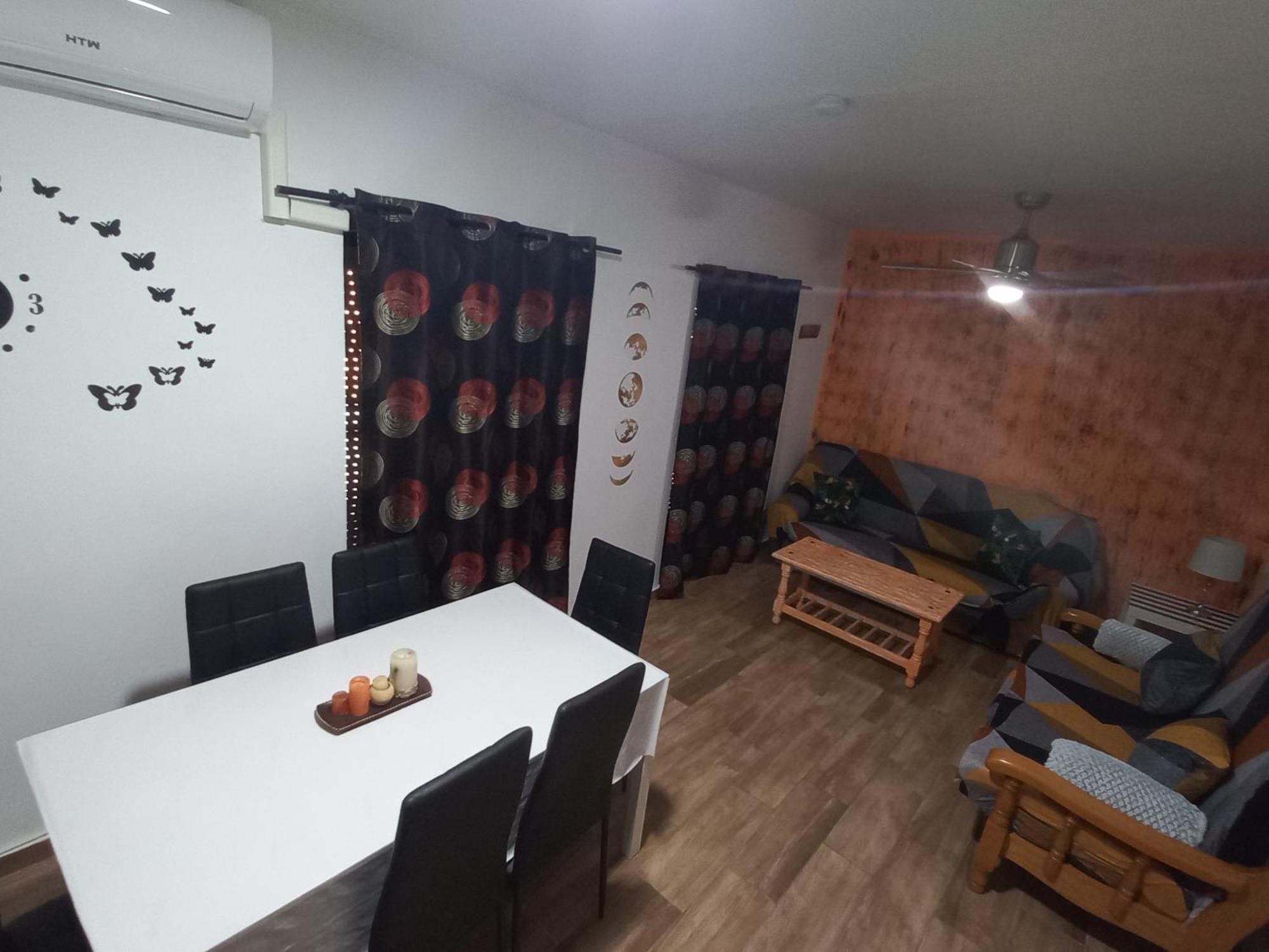 Апартаменты La Casita De Martina Сотильо-де-ла-Адрада Экстерьер фото
